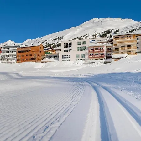 In With Shared Fitness Appartement