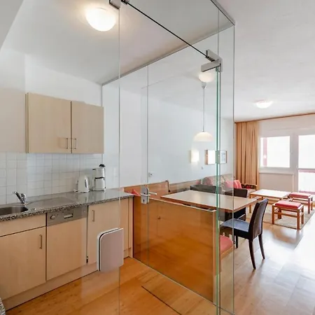 In With Shared Fitness Appartement *