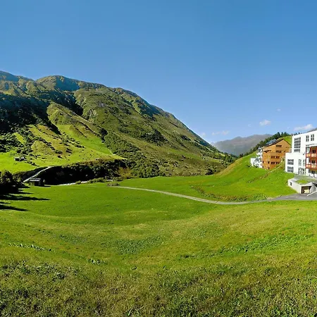 Appartement In With Shared Fitness *